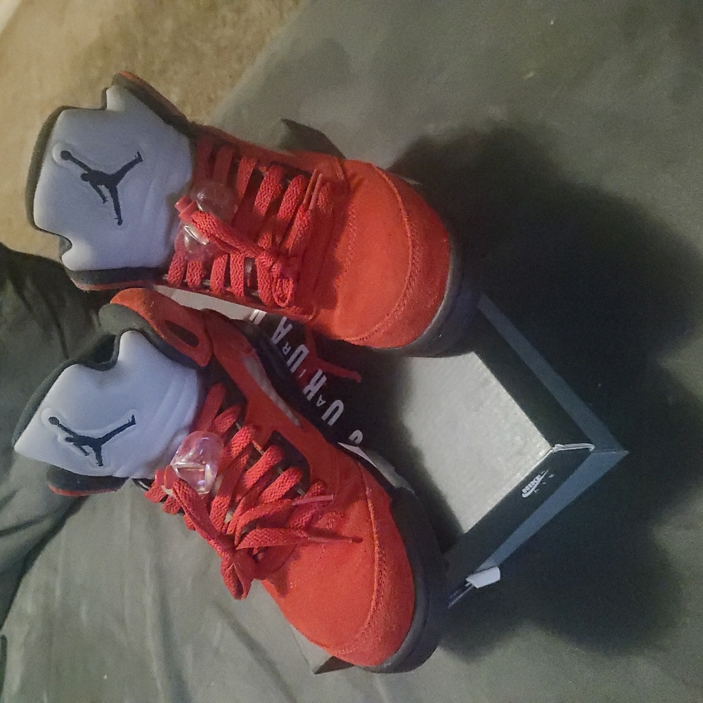 JORDANS - Picture 2 of 3